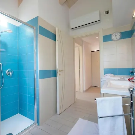 Silver - Happy * Angera