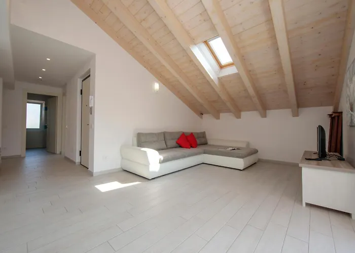 Silver - Happy Angera